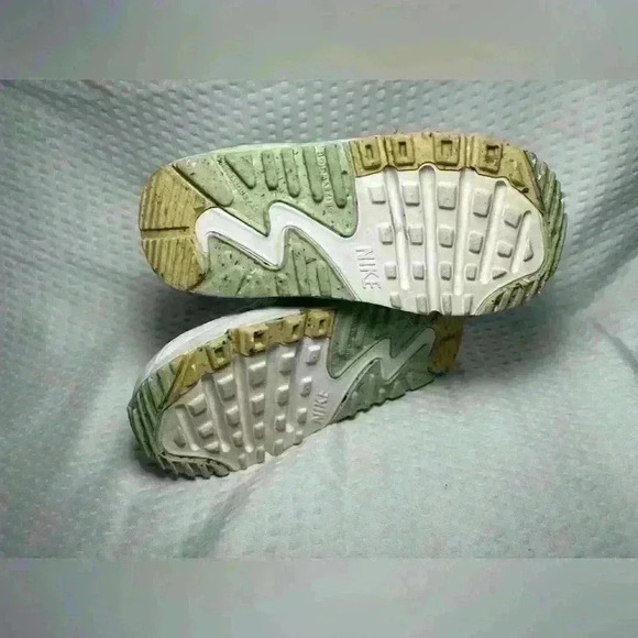 Nike Air Max 90 Youth 9C - Picture 4 of 5